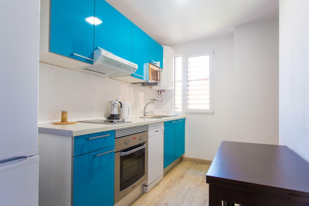 Apartment Versus Near Of Arts *